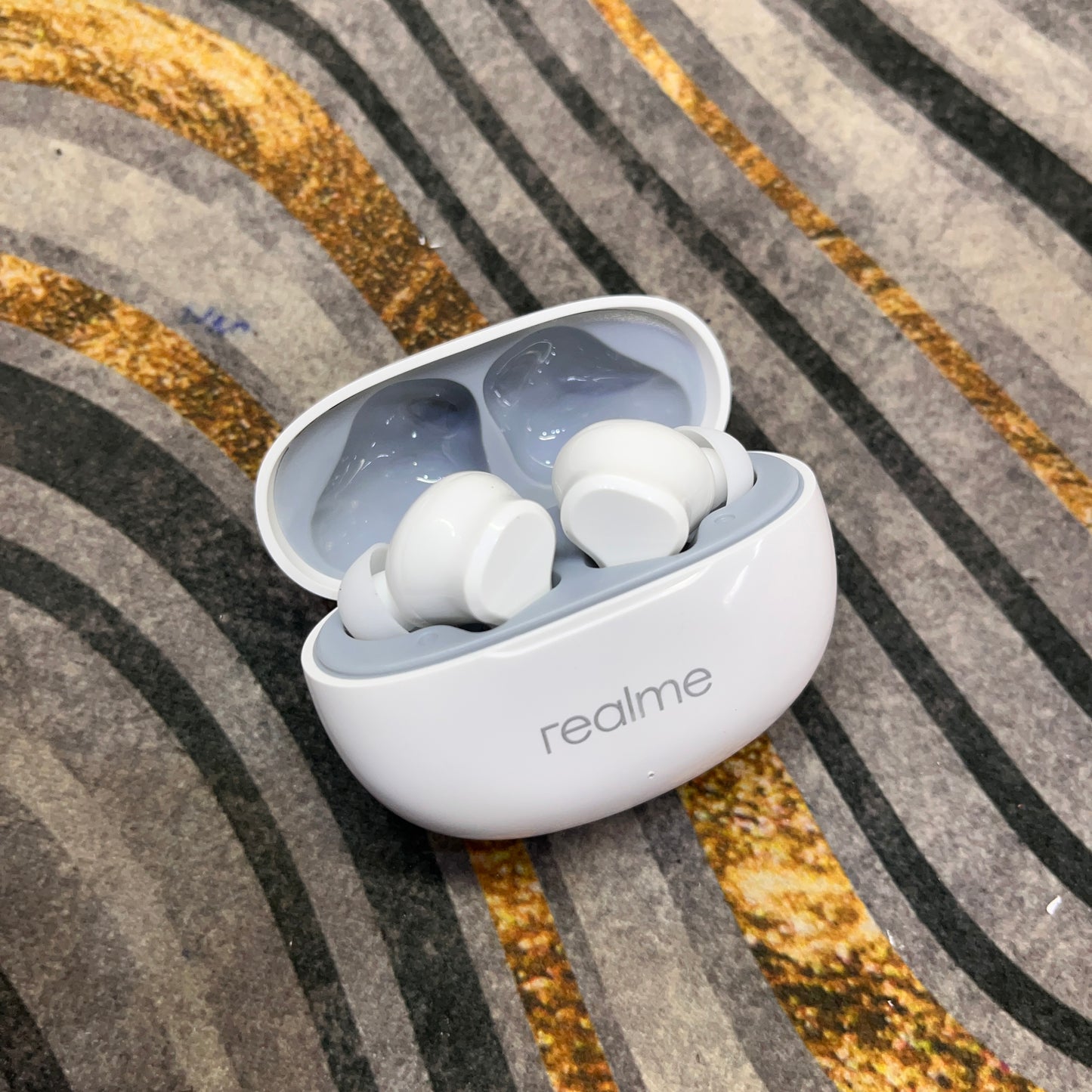 Realme Buds WithHigh Bass And Clear Vocals