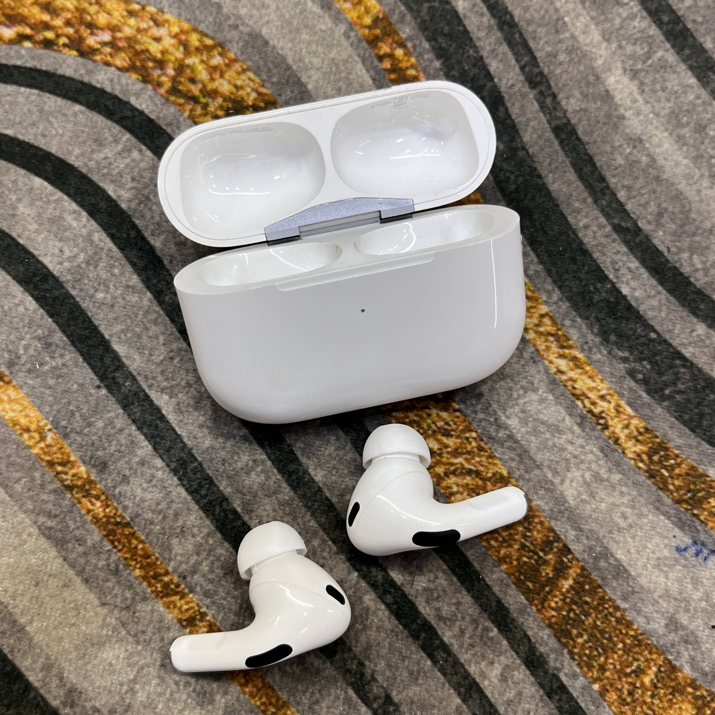 AirBuds Premium Buds With Good Bass And Clear Sound